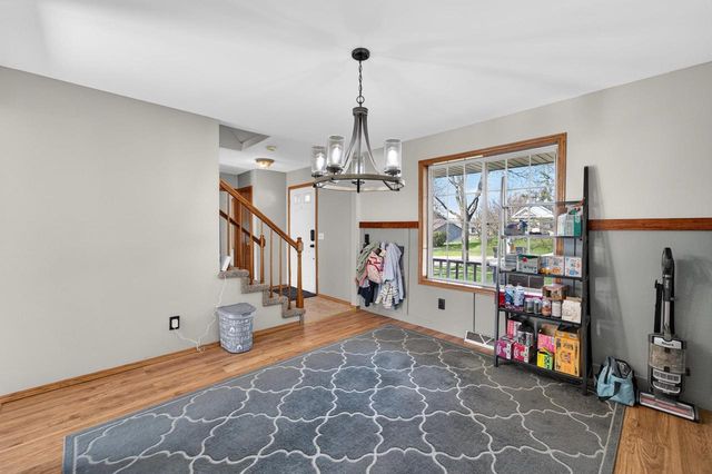 603 Sunnybrook Drive, Deforest, WI 53532
