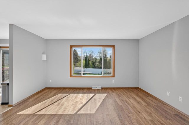 603 Sunnybrook Drive, Deforest, WI 53532