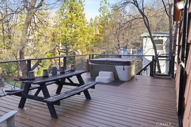 1053 Bruin, Fawnskin, CA 92333