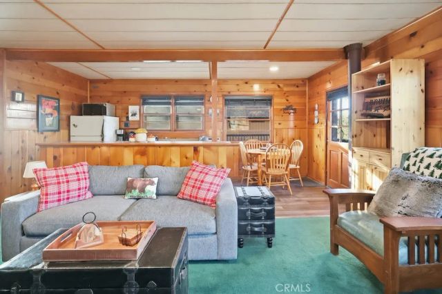 1053 Bruin, Fawnskin, CA 92333