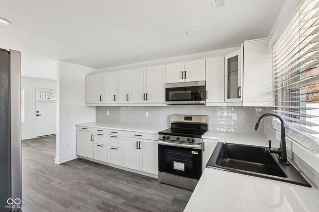 21 N Devon Avenue, Indianapolis, IN 46219