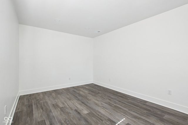 21 N Devon Avenue, Indianapolis, IN 46219