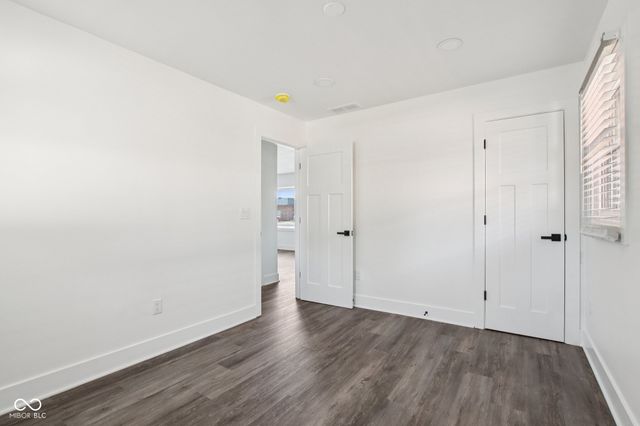 21 N Devon Avenue, Indianapolis, IN 46219