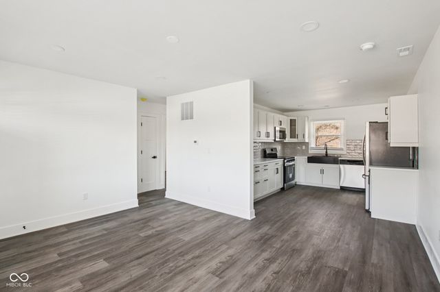 21 N Devon Avenue, Indianapolis, IN 46219