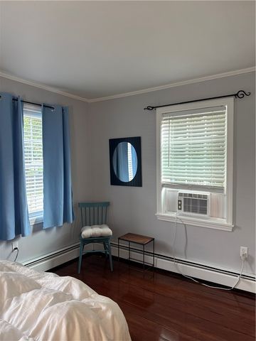 12 Callender Avenue 1, Newport, RI 02840