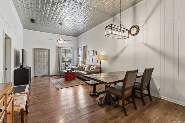 114 Turner, Boerne, TX 78006