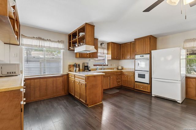 114 Turner, Boerne, TX 78006