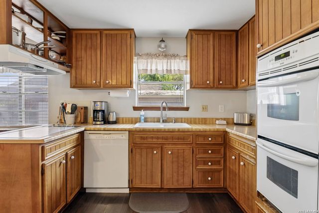 114 Turner, Boerne, TX 78006