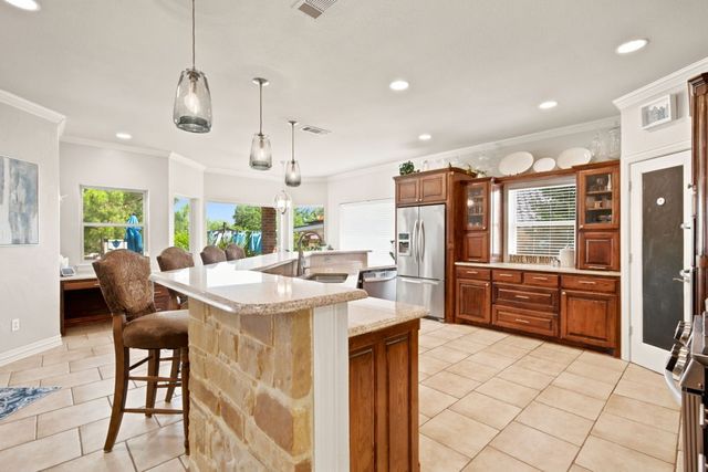 325 Driftwood Court, Azle, TX 76020