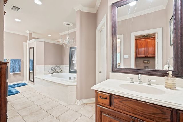 325 Driftwood Court, Azle, TX 76020