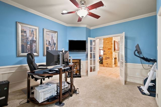325 Driftwood Court, Azle, TX 76020