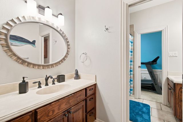 325 Driftwood Court, Azle, TX 76020