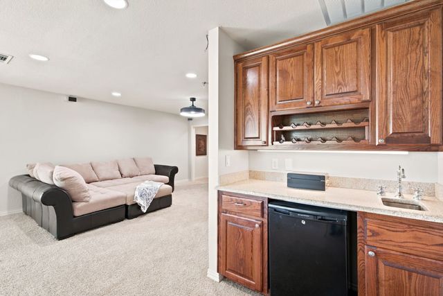 325 Driftwood Court, Azle, TX 76020