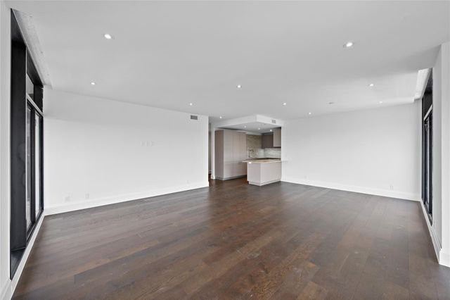 1701 Hermann Drive 21F, Houston, TX 77004