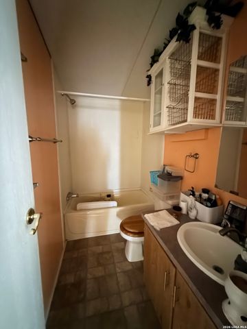 22906 skila, Elmendorf, TX 78112