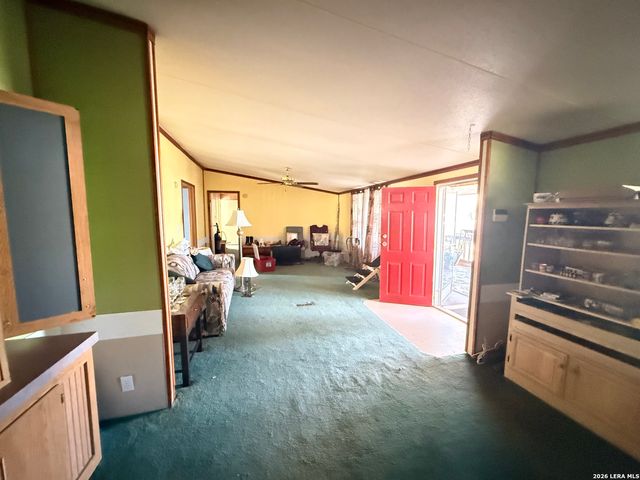 22906 skila, Elmendorf, TX 78112