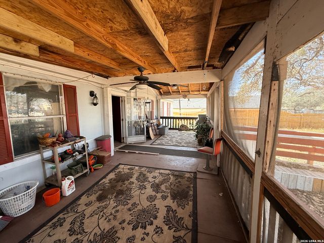 22906 skila, Elmendorf, TX 78112