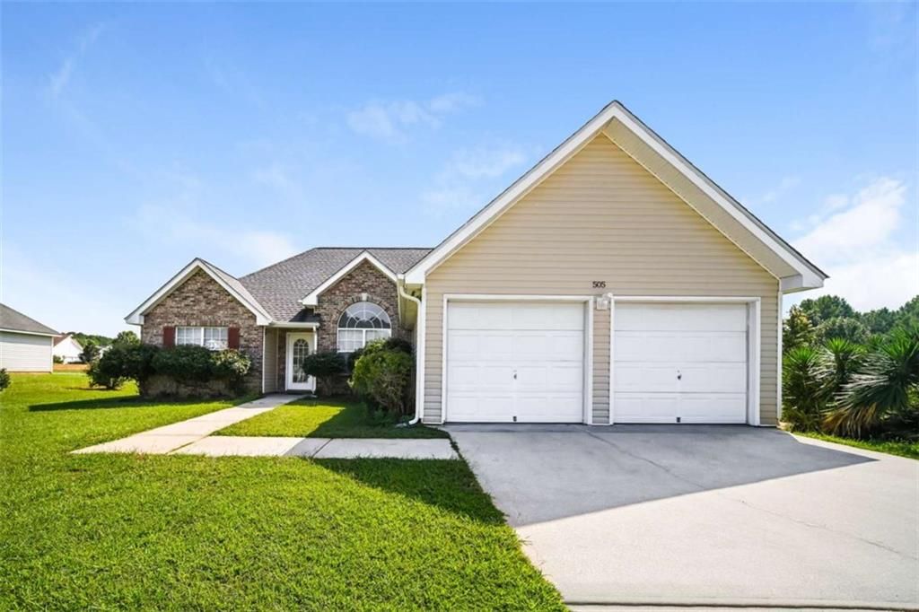 505 Vaughan Valley View, Hampton, GA 30228