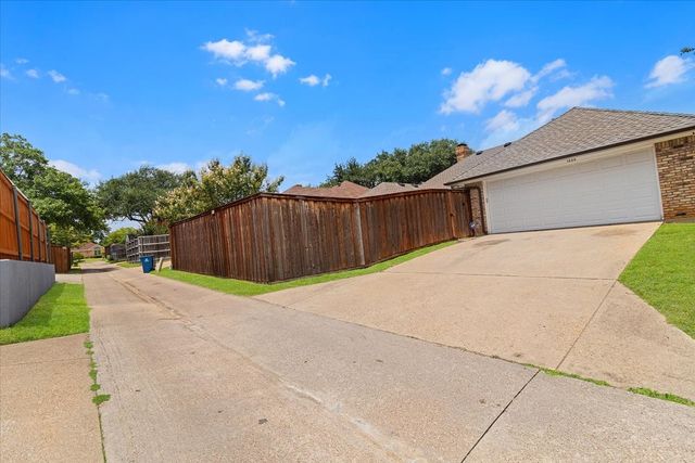 1520 Nettleton Drive, Desoto, TX 75115