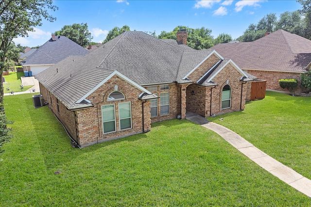 1520 Nettleton Drive, Desoto, TX 75115