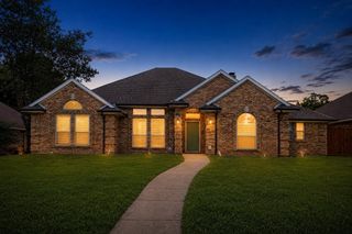 1520 Nettleton Drive, Desoto, TX 75115
