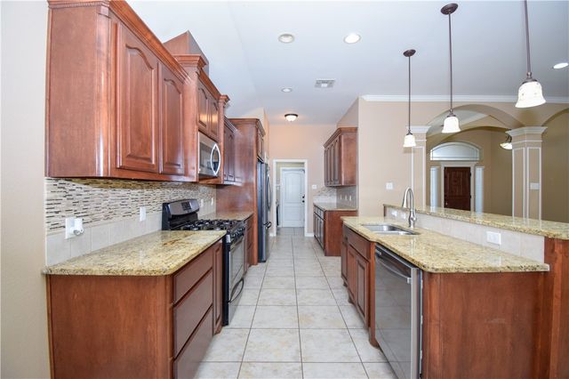 1601 Sea Oak Dr, Corpus Christi, TX 78418