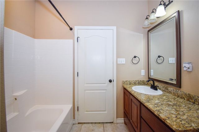 1601 Sea Oak Dr, Corpus Christi, TX 78418