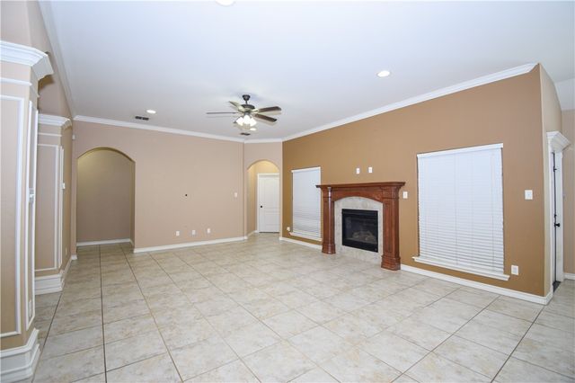 1601 Sea Oak Dr, Corpus Christi, TX 78418