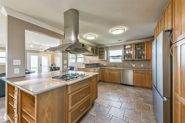 8224 Fm 2354 Road, Beach City, TX 77523