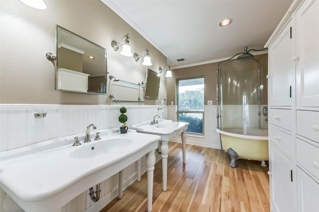 8224 Fm 2354 Road, Beach City, TX 77523