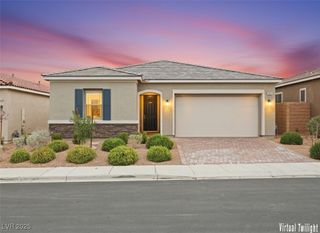 10121 Ocher Valley Avenue, Las Vegas, NV 89178