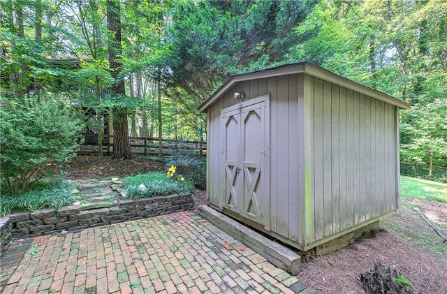 1032 Summer Place NW, Acworth, GA 30102