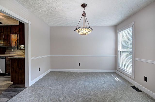 1032 Summer Place NW, Acworth, GA 30102