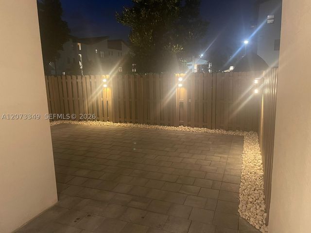 10445 NW 81st Ter 10445, Doral, FL 33178