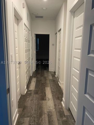 10445 NW 81st Ter 10445, Doral, FL 33178