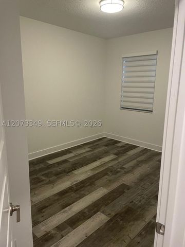 10445 NW 81st Ter 10445, Doral, FL 33178