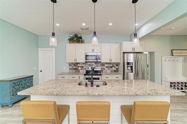 1609 17TH STREET W, Bradenton, FL 34205