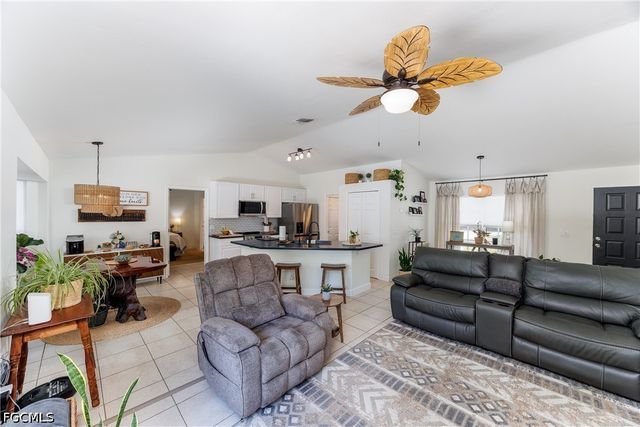 2118 Moore AVE, Alva, FL 33920