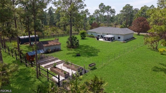 2118 Moore AVE, Alva, FL 33920