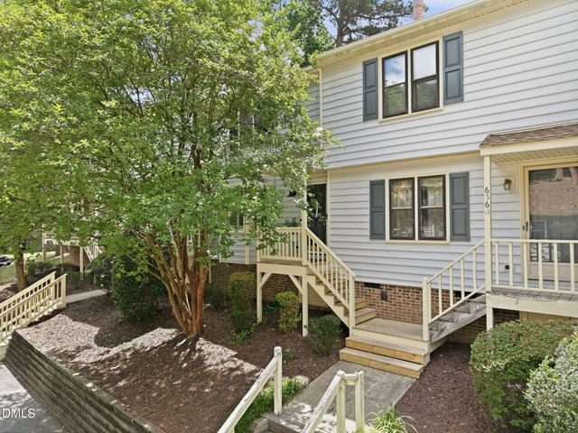 6562 English Oaks Drive, Raleigh, NC 27615