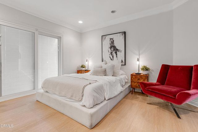 367 S Oak Avenue, Pasadena, CA 91107