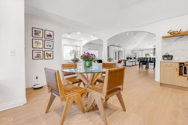 367 S Oak Avenue, Pasadena, CA 91107