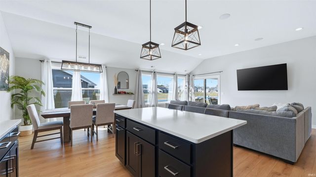 16987 Gokey Boulevard, Huntertown, IN 46748