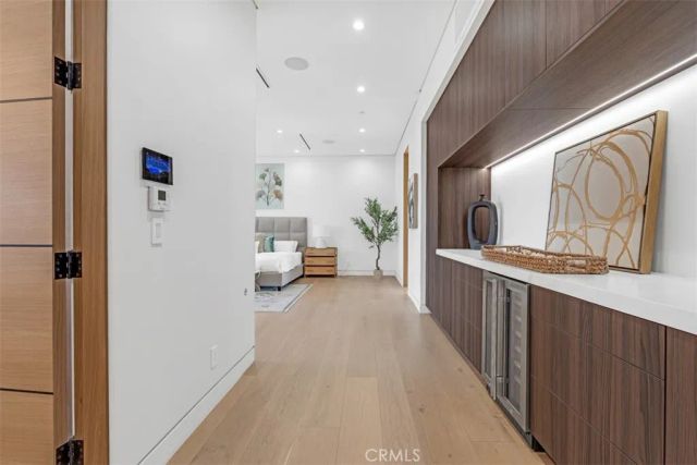 13016 Chandler, Sherman Oaks, CA 91401