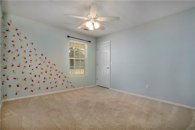 1449 S Holland Drive, Fayetteville, AR 72704