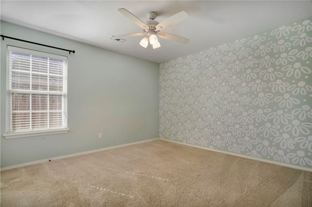 1449 S Holland Drive, Fayetteville, AR 72704