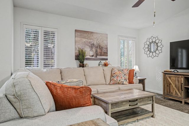 27390 Barton, Pioneer, CA 95666