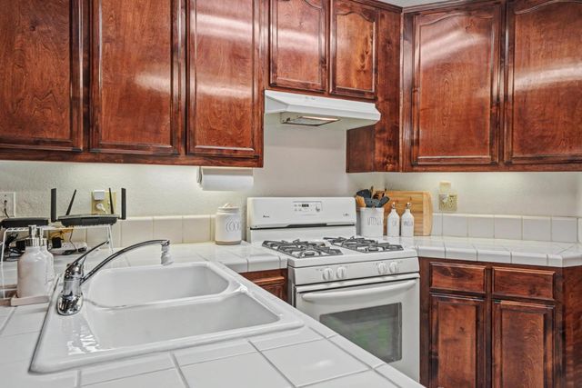 27390 Barton, Pioneer, CA 95666