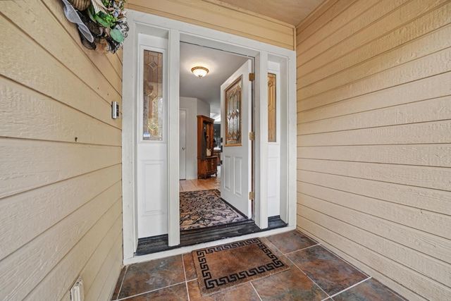 27390 Barton, Pioneer, CA 95666