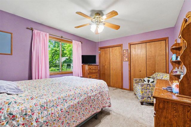 202 E Vermont Avenue, White Pigeon, MI 49099